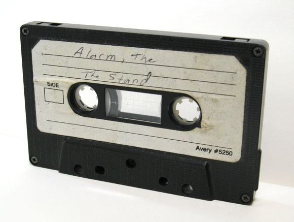 Skyfeathers cassette - The Alarm 